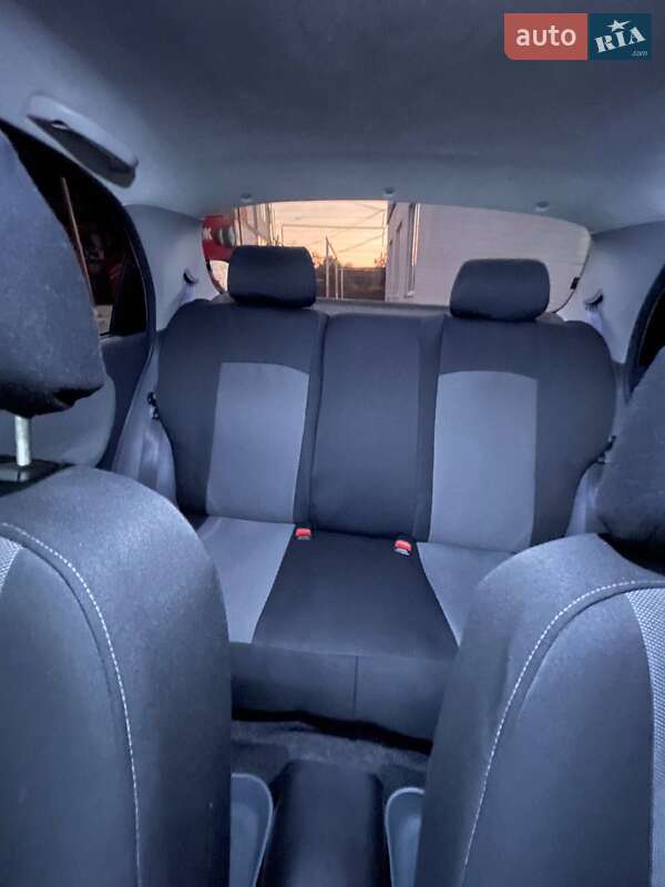 Седан Daewoo Lanos 2005 в Умани фото 2 Седан Daewoo Lanos 2005 в Умани