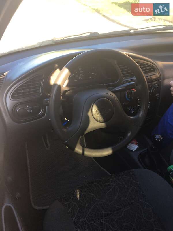 Седан Daewoo Lanos 2006 в Черновцах