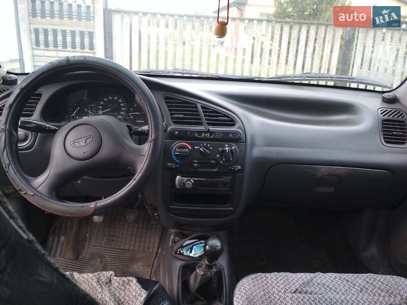 Седан Daewoo Lanos 2003 в Лубнах