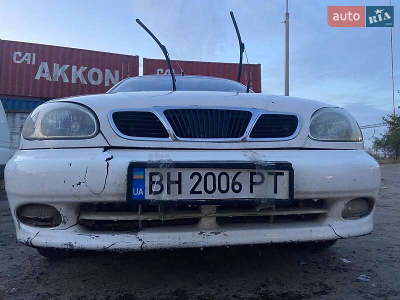 Седан Daewoo Lanos 2004 в Одессе