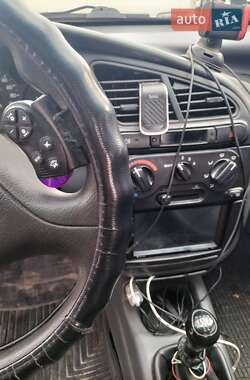 Седан Daewoo Lanos 2004 в Харькове