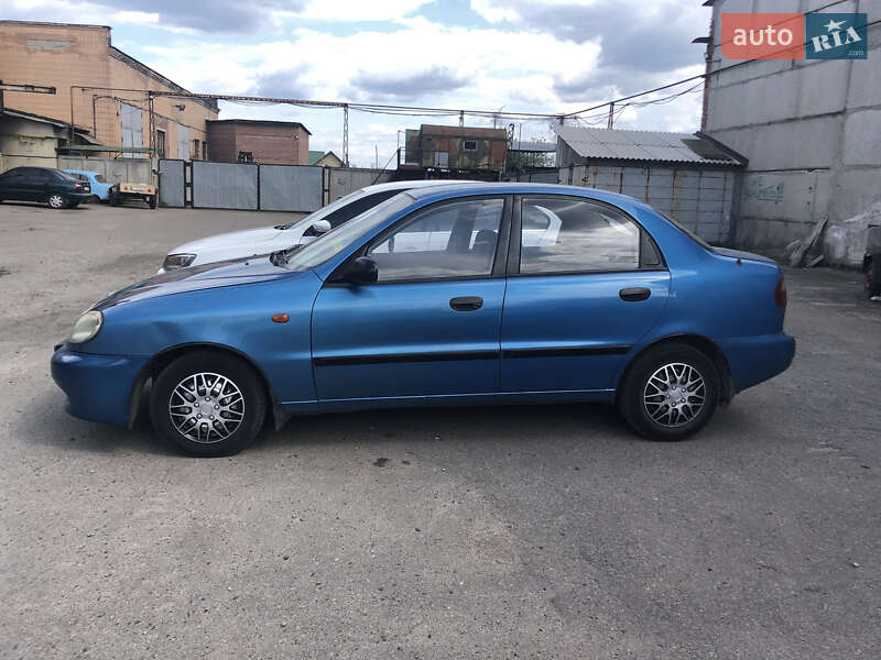 Седан Daewoo Lanos 2002 в Полтаве