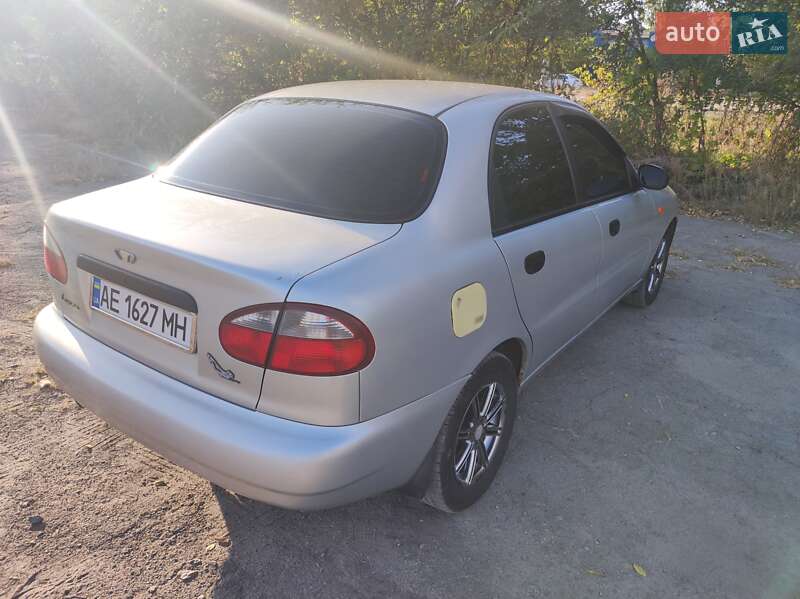 Седан Daewoo Lanos 2005 в Дніпрі