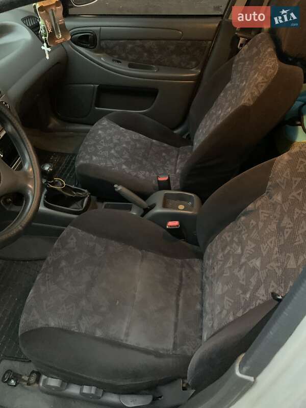 Седан Daewoo Lanos 2006 в Дрогобыче