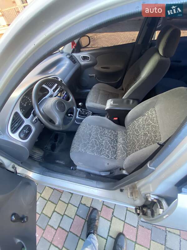 Седан Daewoo Lanos 2005 в Запорожье