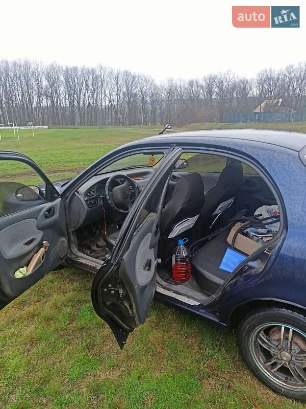 Седан Daewoo Lanos 2004 в Харькове