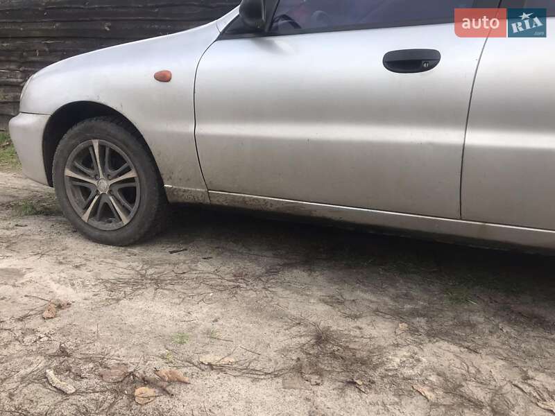 Седан Daewoo Lanos 2008 в Чернігові