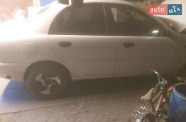 Седан Daewoo Lanos 2002 в 