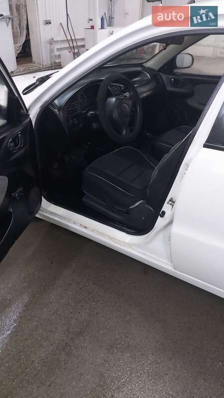 Седан Daewoo Lanos 2004 в Запорожье фото 5 Седан Daewoo Lanos 2004 в Запорожье