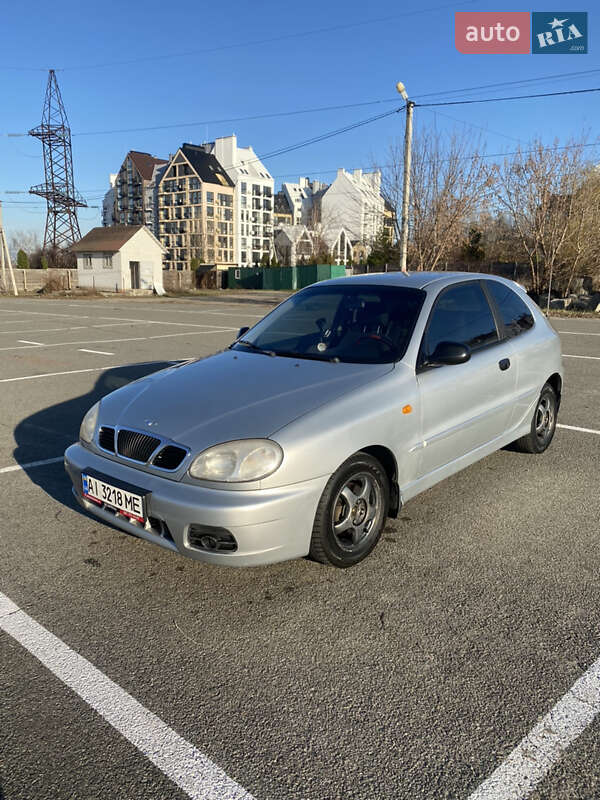 Хетчбек Daewoo Lanos 2003 в Софіївській Борщагівці