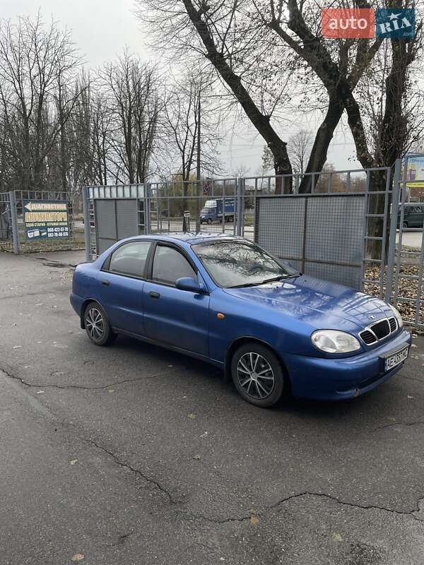 Седан Daewoo Lanos 1998 в Кривом Роге