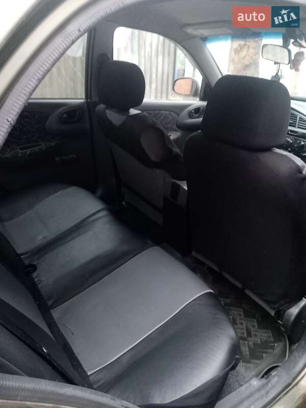 Хэтчбек Daewoo Lanos 2003 в Овидиополе