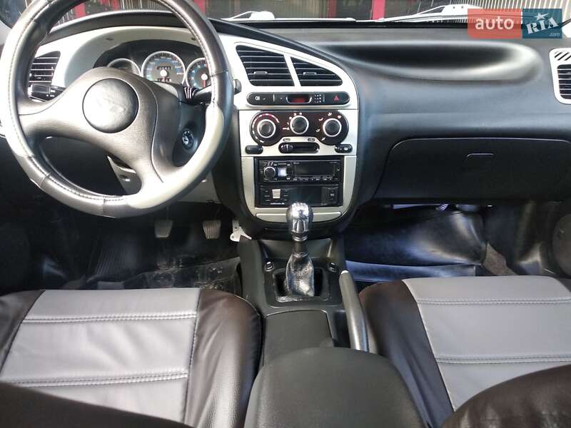 Седан Daewoo Lanos 2008 в Харькове