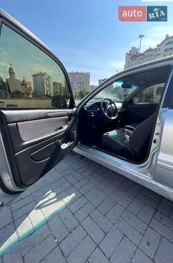 Хэтчбек Daewoo Lanos 2003 в 