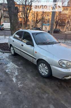 Седан Daewoo Lanos 1998 в Луцке