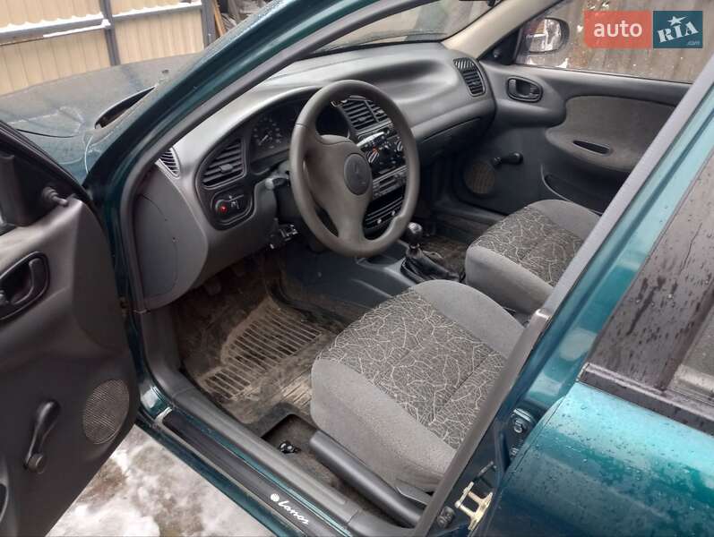 Седан Daewoo Lanos 2004 в Харькове
