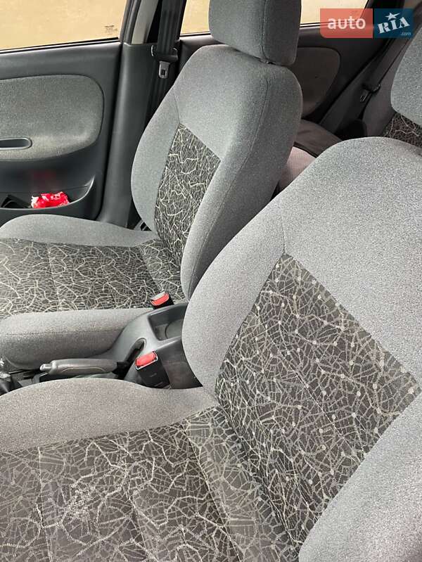 Седан Daewoo Lanos 2006 в Харькове