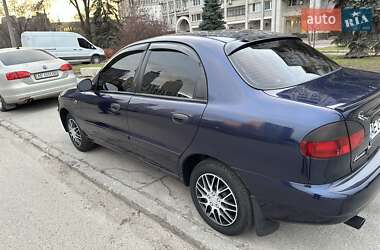 Седан Daewoo Lanos 2002 в Днепре