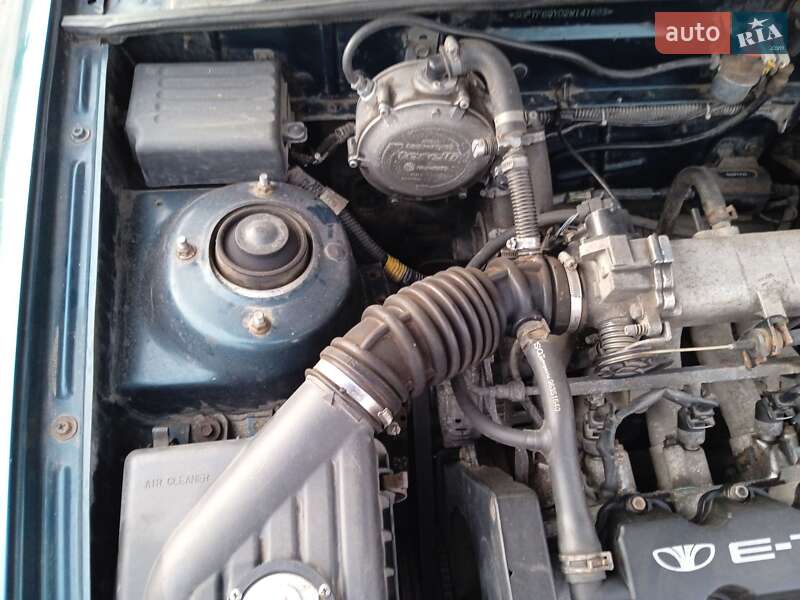 Седан Daewoo Lanos 2001 в Днепре