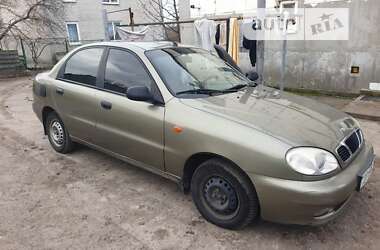 Седан Daewoo Lanos 2002 в Дніпрі