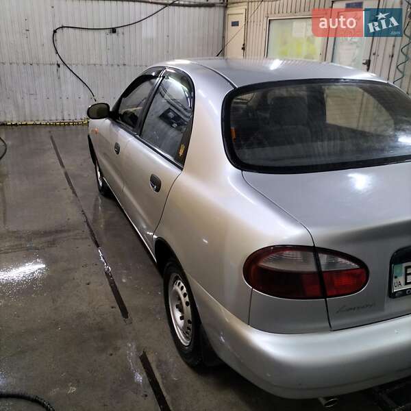 Седан Daewoo Lanos 2006 в Киеве