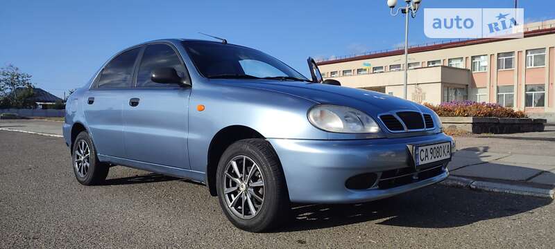 Седан Daewoo Lanos 2008 в Чернобае