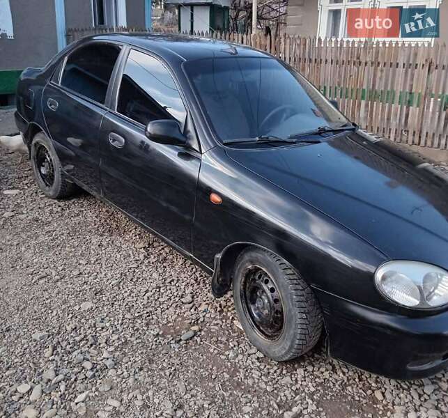 Седан Daewoo Lanos 2009 в Черновцах