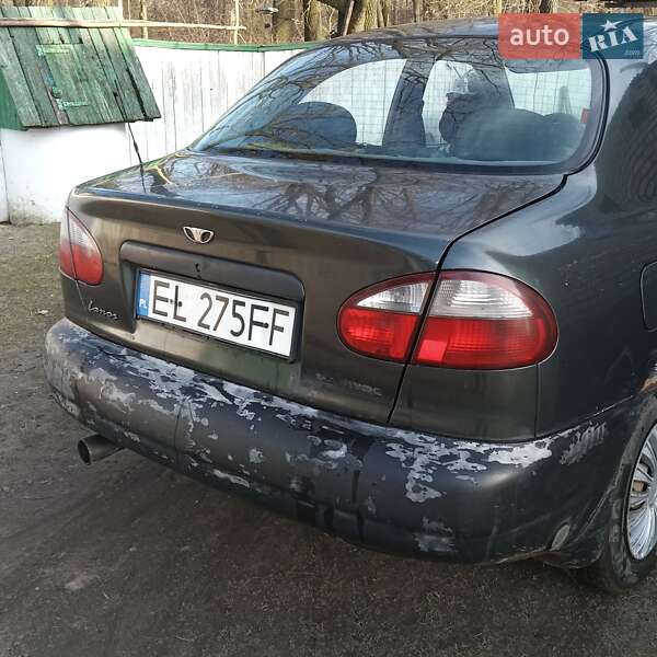 Седан Daewoo Lanos 2002 в Острозі