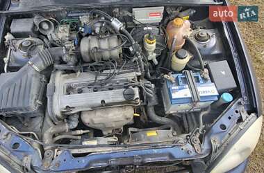 Седан Daewoo Lanos 2003 в Коростене