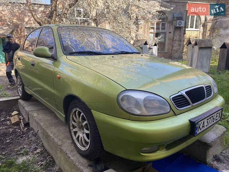 Седан Daewoo Lanos 2003 в Киеве