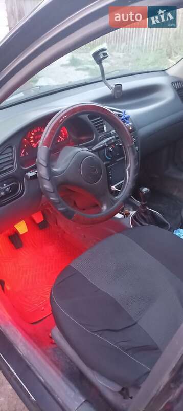 Седан Daewoo Lanos 2011 в Синельниковому