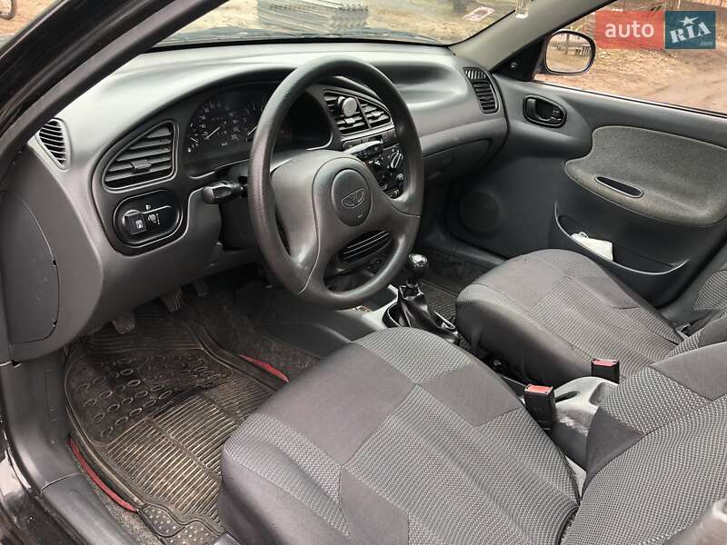 Седан Daewoo Lanos 2008 в Путивлі