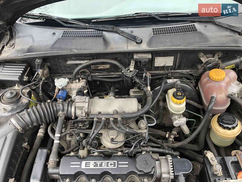 Седан Daewoo Lanos 2008 в Путивлі