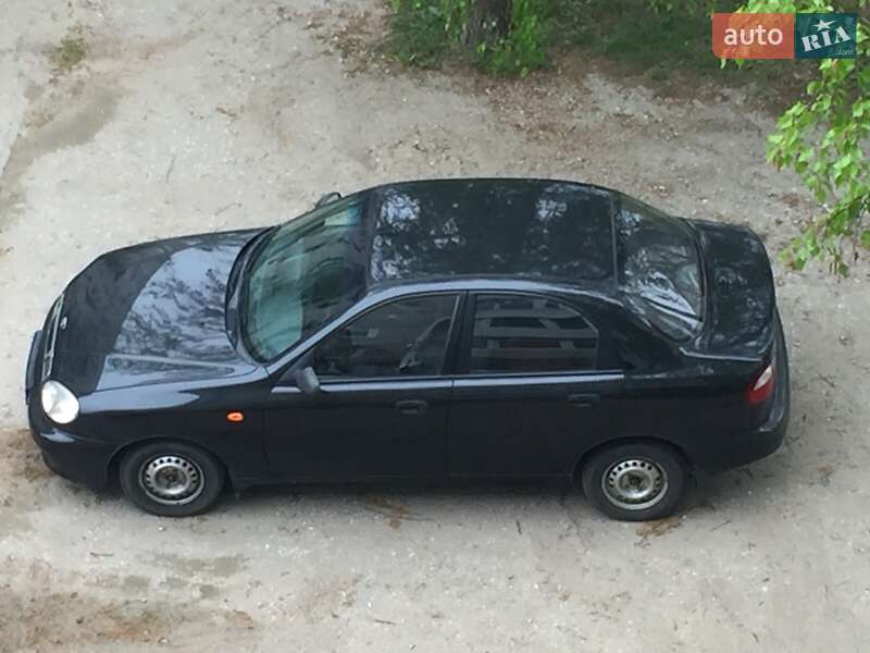 Седан Daewoo Lanos 2008 в Путивлі