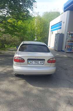 Седан Daewoo Lanos 2002 в Ужгороде