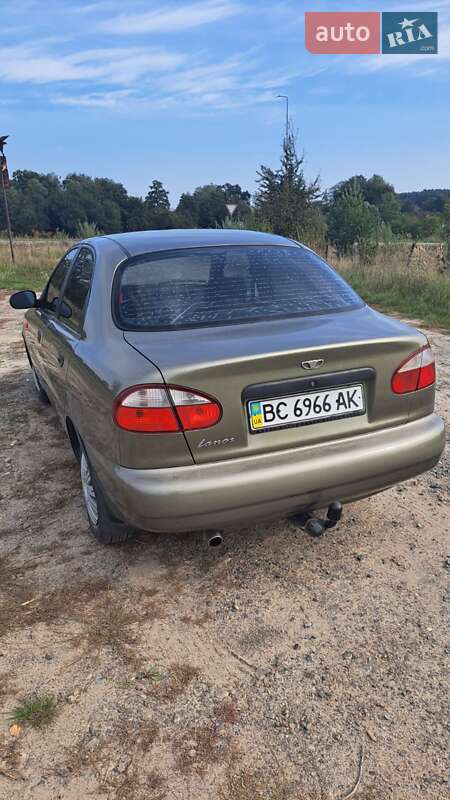Седан Daewoo Lanos 2005 в Яворові