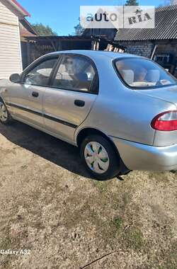 Седан Daewoo Lanos 2008 в Березному