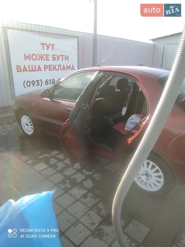 Седан Daewoo Lanos 2004 в Черкассах