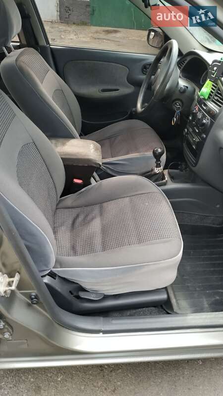 Седан Daewoo Lanos 2007 в Днепре