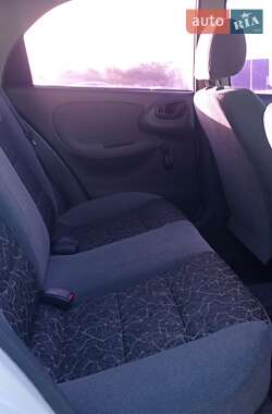 Седан Daewoo Lanos 2004 в 