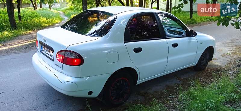 Седан Daewoo Lanos 2004 в Николаеве