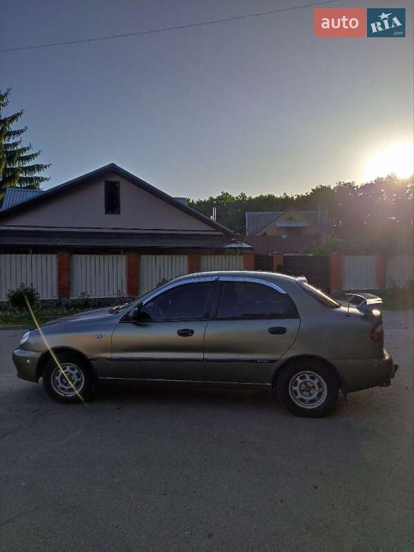 Седан Daewoo Lanos 2002 в Полтаве