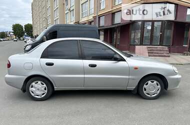 Седан Daewoo Lanos 2003 в Києві