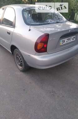 Седан Daewoo Lanos 2007 в Ровно