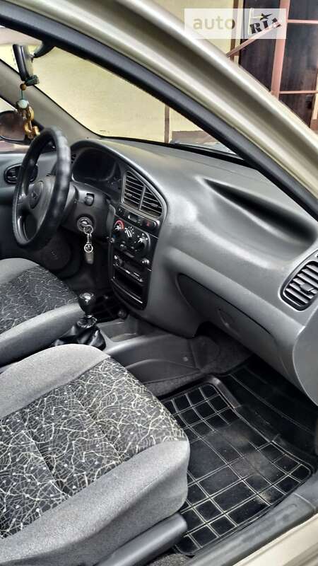 Седан Daewoo Lanos 2008 в Дніпрі