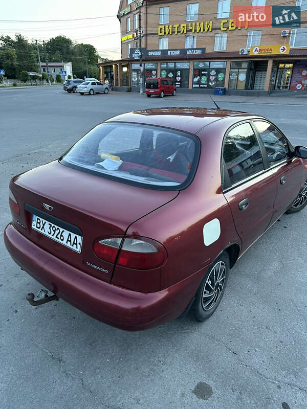 Седан Daewoo Lanos 2004 в Полонному