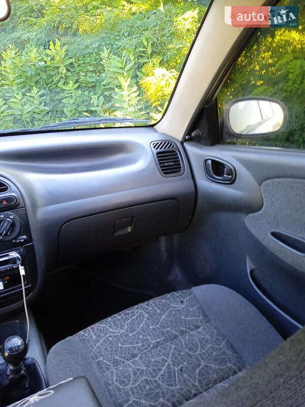 Седан Daewoo Lanos 2008 в Покрове