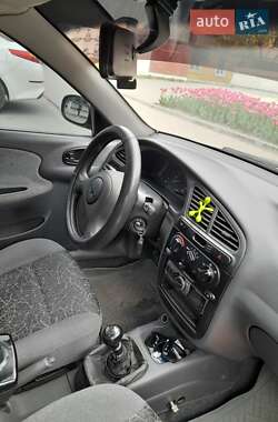 Седан Daewoo Lanos 2005 в 