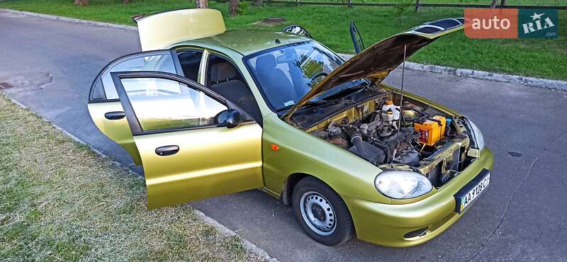 Седан Daewoo Lanos 2006 в Києві