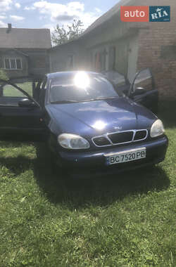 Седан Daewoo Lanos 2002 в Львове